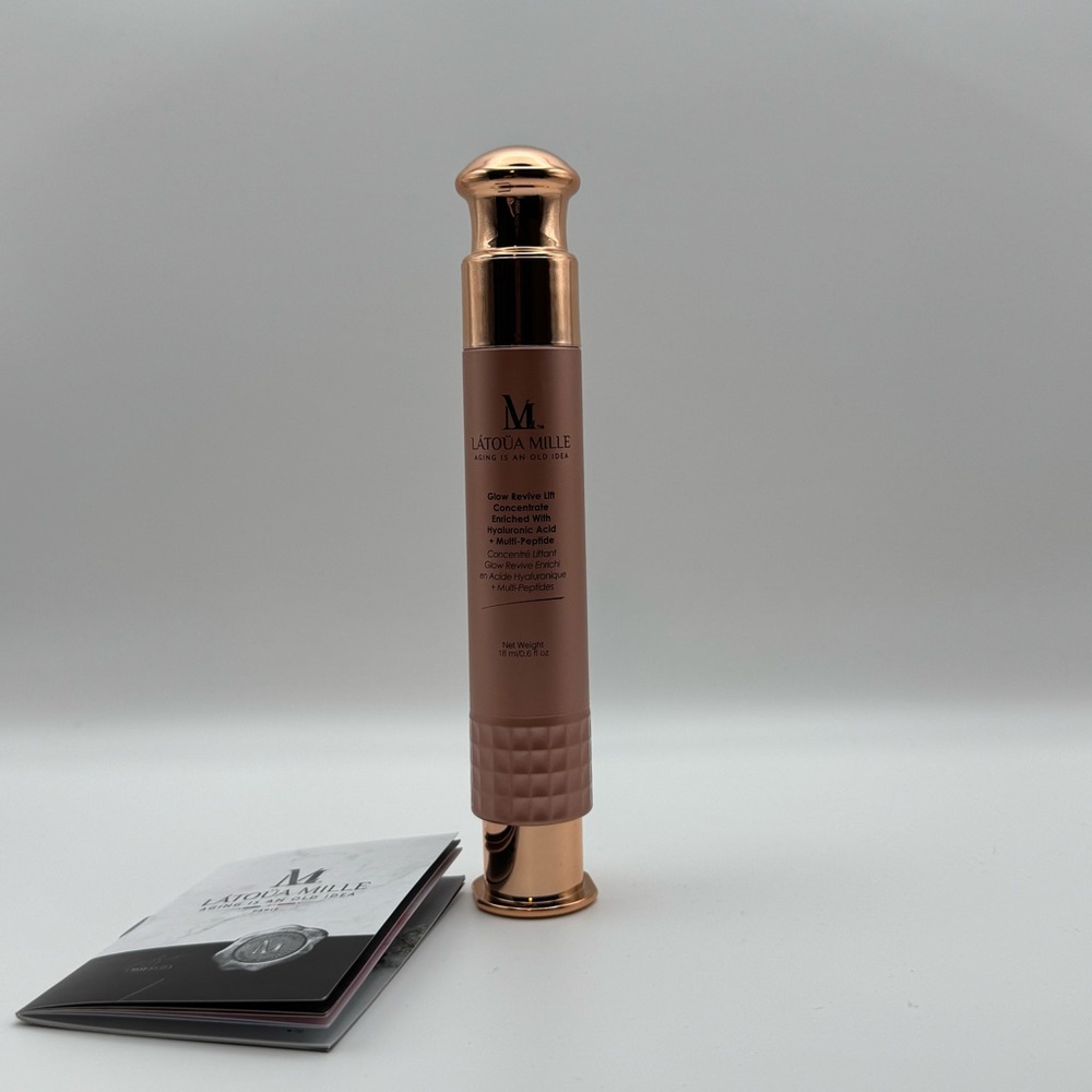 Glow Revive Serum Hyaluronic Acid and Multi Peptide